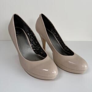 G by Guess Natalya Nude Patent Platform Pumps Stiletto Heels Round Toe Size 10